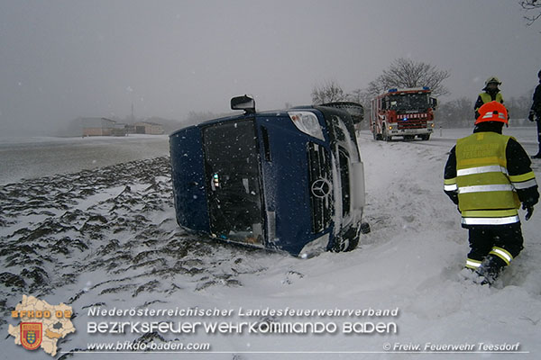 20150209 Schneechaos Teesdorf