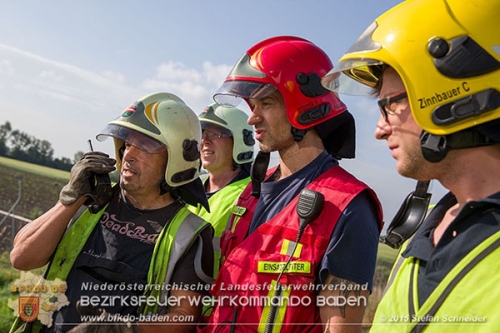 20150615 Reisebus-Bergung A2 Traiskirchen Foto: © Stefan Schneider