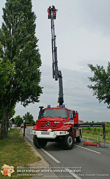 20150618 VU B212 Pfaffstätten  Foto: © P. Potz FF Tribuswinkel