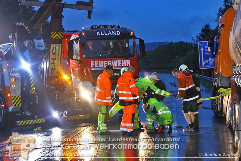 20150623 LKW-Bergung A21 Foto: © Joachim Zagler
