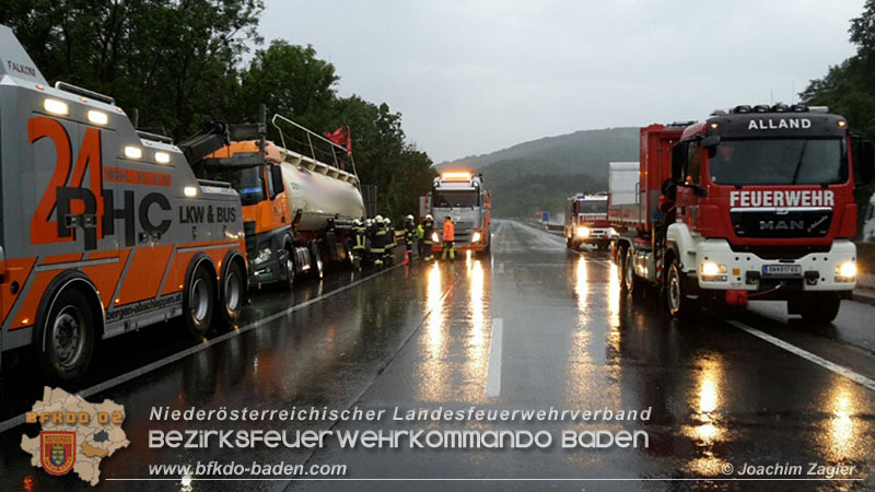 20150623 LKW-Bergung A21 Foto: © Joachim Zagler
