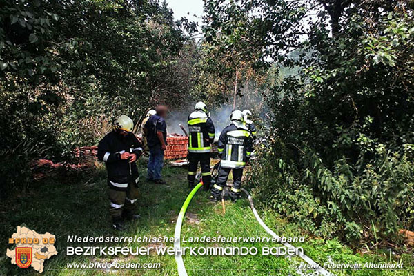 20150712 Wohnwagenanhängerbrand Kleinmariazell  Foto: © FF Altenmarkt a.d.Triesting