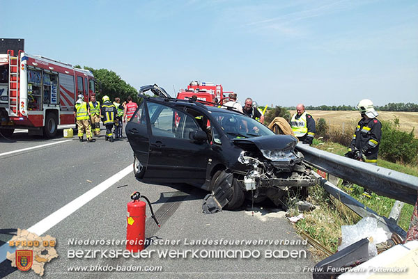 20150719 Flurbrand A3 Foto: © FF Pottendorf 20150719 Flurbrand A3 Foto: © FF Pottendorf