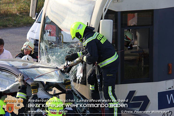 20150801 VU MR Badner Spitz Foto: Gerald Dietl FF Möllersdorf 20150801 VU MR Badner Spitz Foto: Gerald Dietl FF Möllersdorf