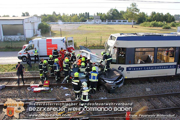 20150801 VU MR Badner Spitz Foto: Gerald Dietl FF Möllersdorf 20150801 VU MR Badner Spitz Foto: Gerald Dietl FF Möllersdorf