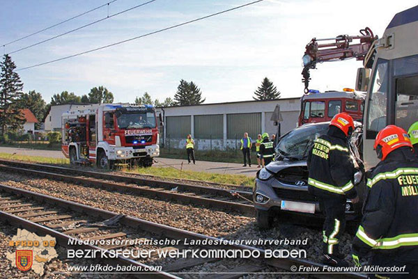 20150801 VU MR Badner Spitz Foto: Gerald Dietl FF Möllersdorf 20150801 VU MR Badner Spitz Foto: Gerald Dietl FF Möllersdorf