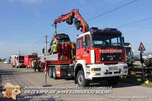 20150801 VU MR Badner Spitz Foto: Gerald Dietl FF Möllersdorf 20150801 VU MR Badner Spitz Foto: Gerald Dietl FF Möllersdorf