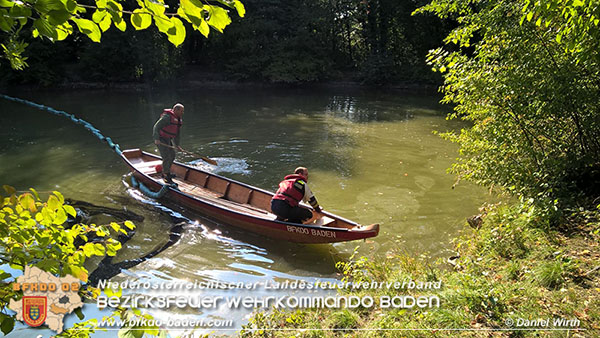 20150923 Fzg. Bergung in Kottingbrunn Foto: © Daniel Wirth 20150923 Fzg. Bergung in Kottingbrunn Foto: © Daniel Wirth