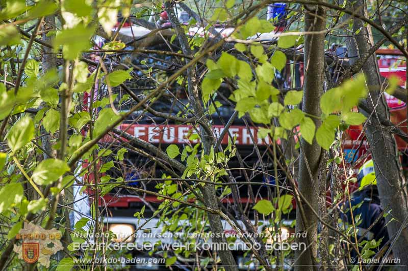 20150923 FZG Bergung Kottingbrunn Foto: © Daniel Wirth 20150923 FZG Bergung Kottingbrunn Foto: © Daniel Wirth