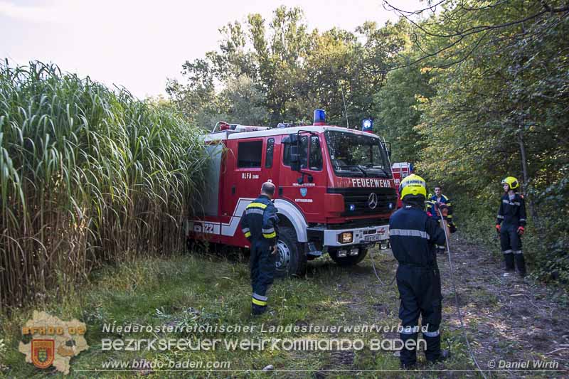 20150923 FZG Bergung Kottingbrunn Foto: © Daniel Wirth 20150923 FZG Bergung Kottingbrunn Foto: © Daniel Wirth