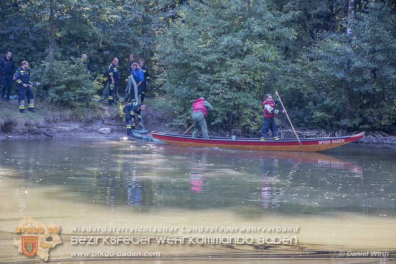 20150923 FZG Bergung Kottingbrunn Foto: © Daniel Wirth 20150923 FZG Bergung Kottingbrunn Foto: © Daniel Wirth