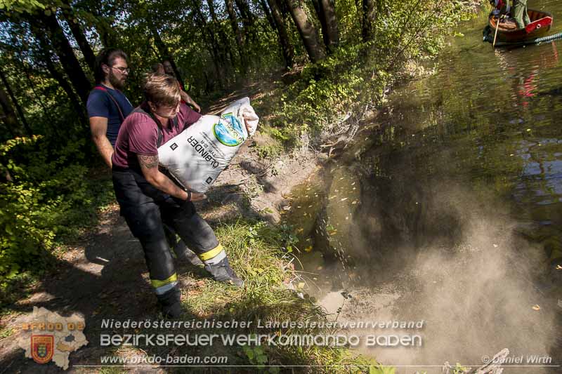 20150923 FZG Bergung Kottingbrunn Foto: © Daniel Wirth 20150923 FZG Bergung Kottingbrunn Foto: © Daniel Wirth