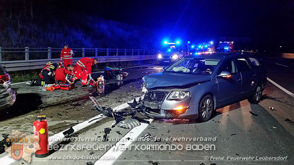 20150928 VU A2 Abfahrt Baden RFb Wien  Foto: © Leobersdorf