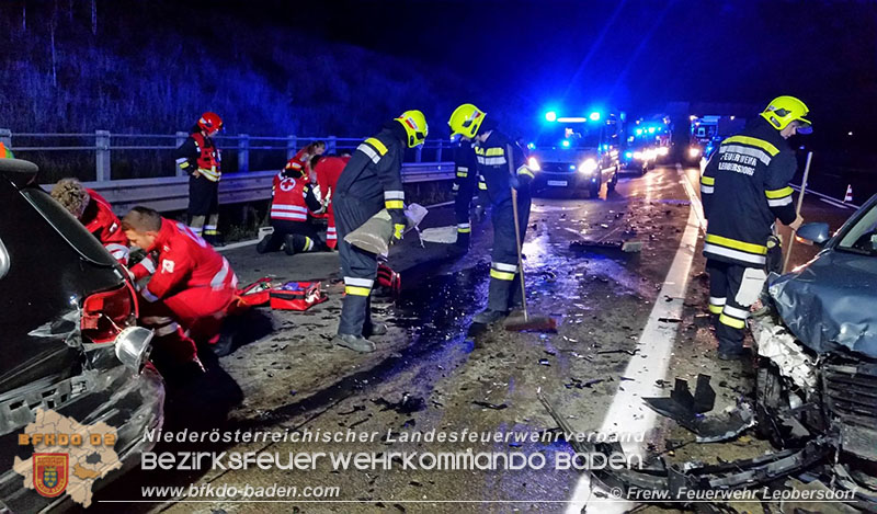 20150928 VU A2 Abfahrt Baden RFb Wien  Foto: © Leobersdorf