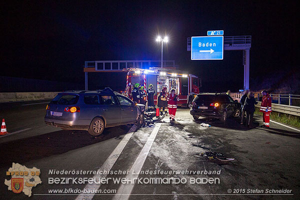 20150928 VU A2 Abfahrt Baden RFb Wien  Foto: © Stefan Schneider