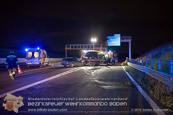 20150928 VU A2 Abfahrt Baden RFb Wien  Foto: © Stefan Schneider