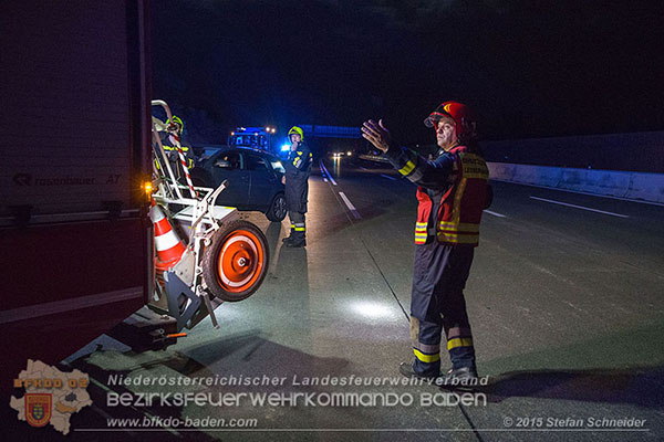 20150928 VU A2 Abfahrt Baden RFb Wien  Foto: © Stefan Schneider
