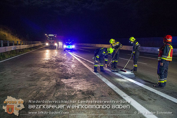 20150928 VU A2 Abfahrt Baden RFb Wien  Foto: © Stefan Schneider