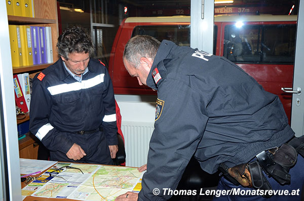 20151103 Personensuche in Pottendorf  Foto: © Thomas Lenger/Monatsrevue.at