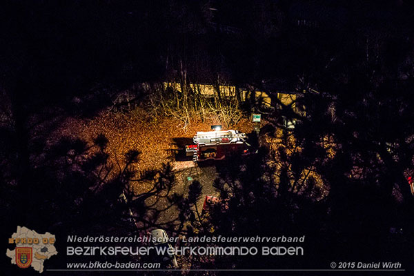 20151108 3 Personen in Notlage bei Alland   Foto: © Daniel Wirth