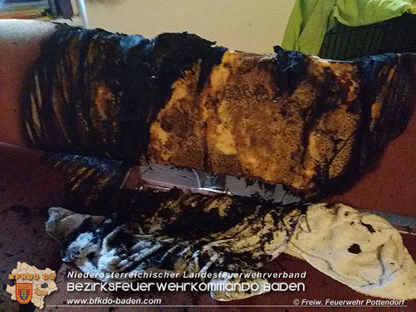20151113 Wohnungsbrand in Pottendorf  Foto: © Freiwillige Feuerwehr Pottendorf