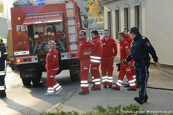 20151113 Wohnungsbrand in Pottendorf  Foto: © Freiwillige Feuerwehr Pottendorf