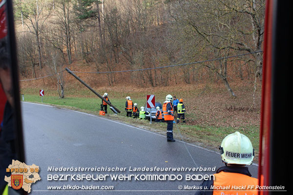 20151114 VU Grabenweg bei Pottenstein  Foto: © Michael u. Markus Hackl FF Pottenstein