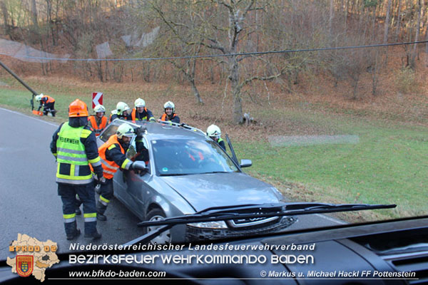20151114 VU Grabenweg bei Pottenstein  Foto: © Michael u. Markus Hackl FF Pottenstein