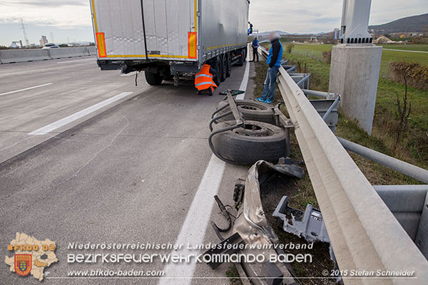 20151116 Lkw Auffahrunfall auf der A2 vor Bad Vöslau RFb Süd   Foto: Stefan Schneider