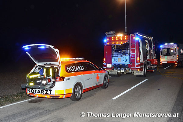 20151124_Verkehrsunfall auf der L4043 bei Unterwaltersdorf  Foto: © Thomas Lenger