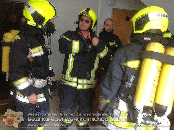  20151126 Wohnungsbrand in St.Veit a.d.Triesting   Foto: © Johannes Weinbauer