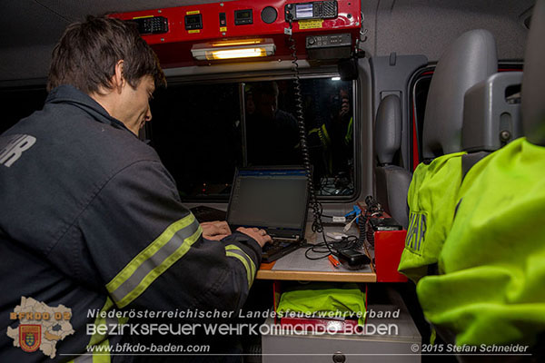 20151201_Sturmeinsatz_Baum auf Fluessiggastank gestuerzt in Baden  Foto: © Stefan Schneider