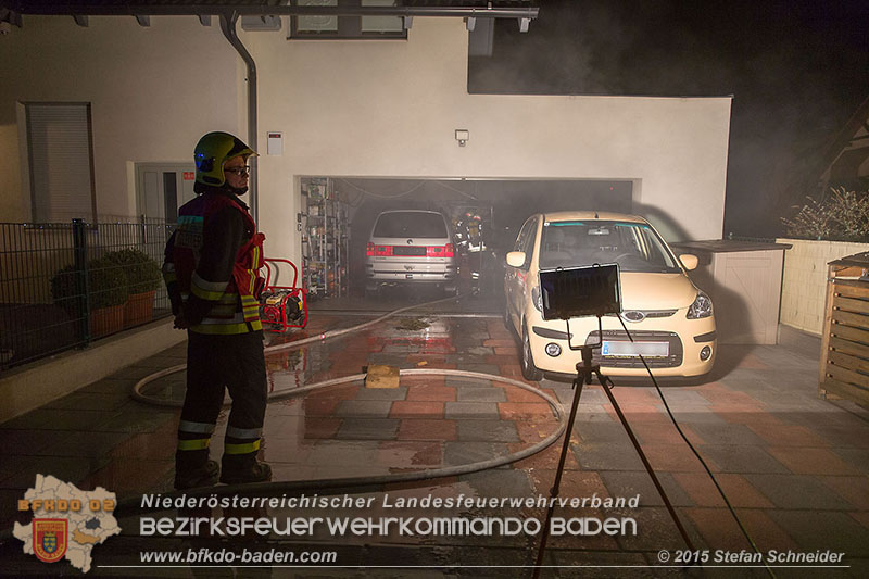 20151204_Garagenbrand in Traiskirchen   Foto: © Stefan Schneider