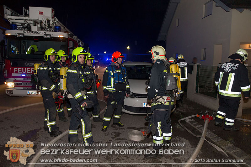 20151204_Garagenbrand in Traiskirchen   Foto: © Stefan Schneider