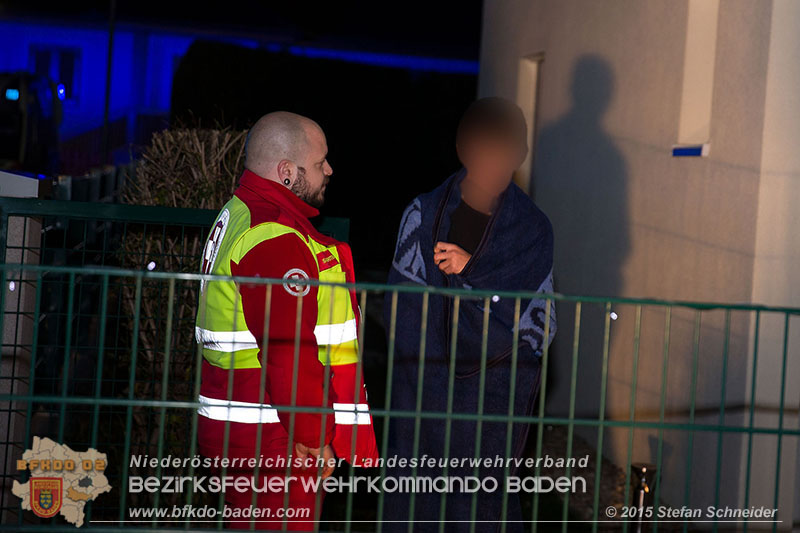 20151204_Garagenbrand in Traiskirchen   Foto: © Stefan Schneider