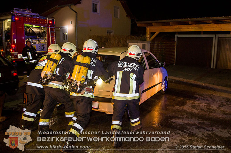 20151204_Garagenbrand in Traiskirchen   Foto: © Stefan Schneider