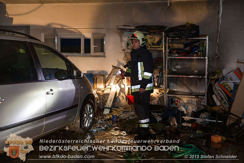 20151204_Garagenbrand in Traiskirchen   Foto: © Stefan Schneider
