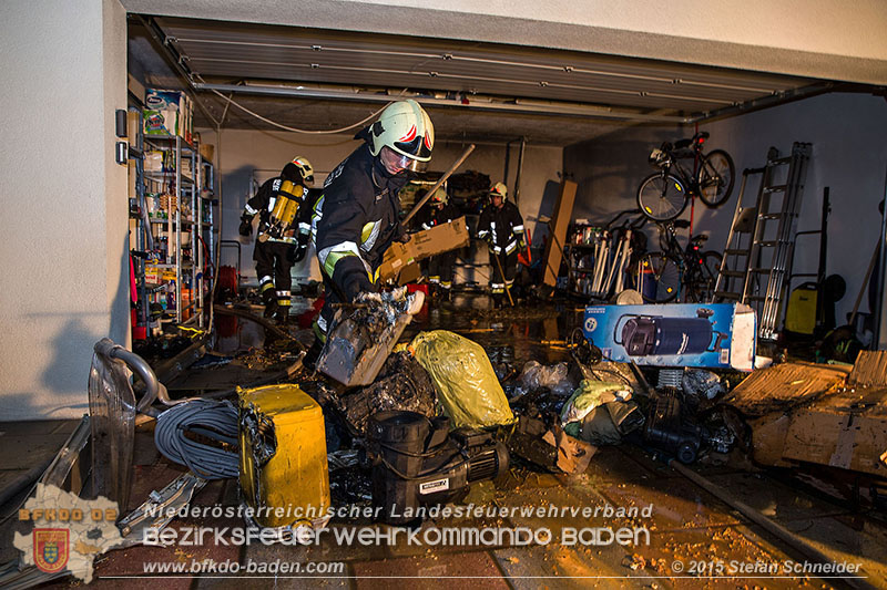 20151204_Garagenbrand in Traiskirchen   Foto: © Stefan Schneider