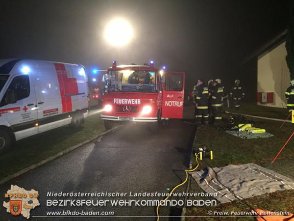 20151207 Dachstuhlbrand in Lindabrunn  Foto: © M.Hauer/M.Grabner FF Pottenstein 