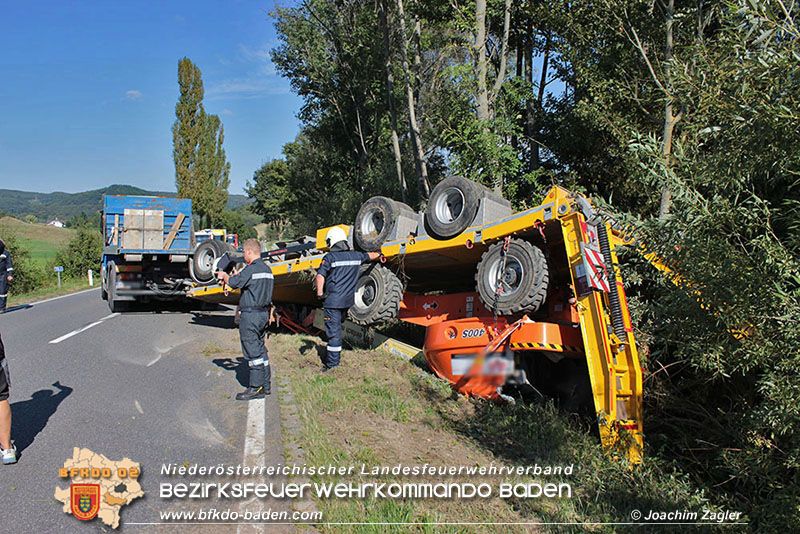 20160901 LKW-Bergung B11 Alland  Foto: © Joachim Zagler