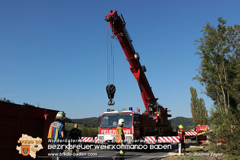 20160901 LKW-Bergung B11 Alland Foto: © Joachim Zagler 20160901 LKW-Bergung B11 Alland Foto: © Joachim Zagler
