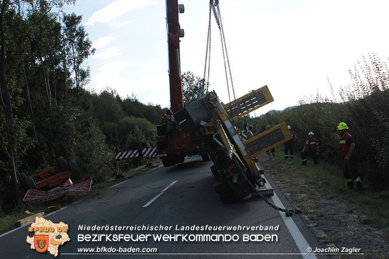 20160901 LKW-Bergung B11 Alland Foto: © Joachim Zagler 20160901 LKW-Bergung B11 Alland Foto: © Joachim Zagler