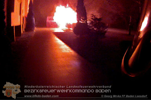 20160110 Müllinselbrand in Baden Leesdorf   Foto: © Georg Mrvka FF Baden-Leesdorf
