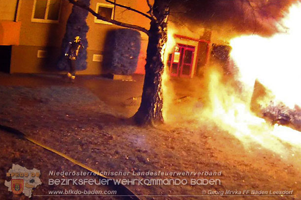 20160110 Müllinselbrand in Baden Leesdorf   Foto: © Georg Mrvka FF Baden-Leesdorf
