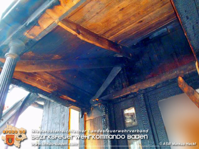 20160121 Brand eines Wintergarten bei Wohnhaus in Berndorf   Foto: © ASB ÖA Markus Hackl FF Pottenstein