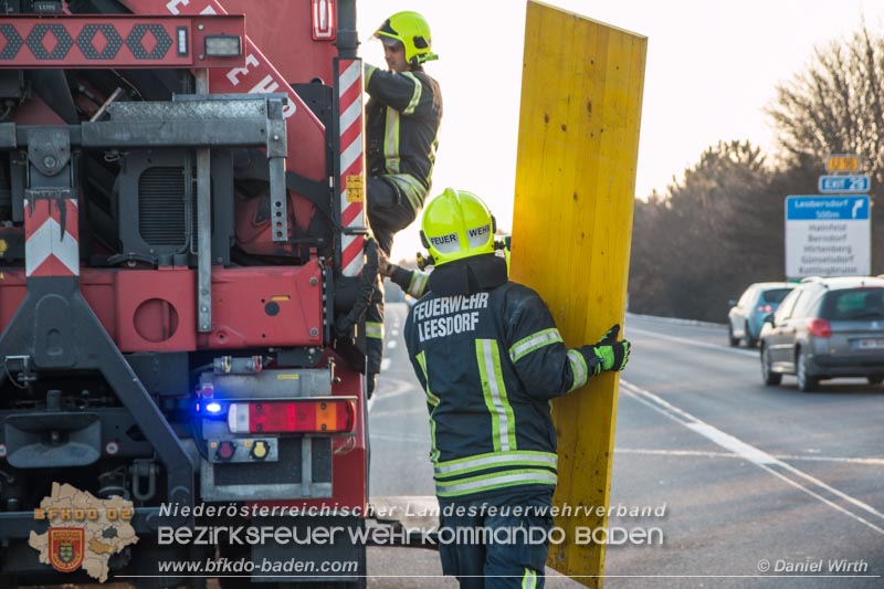 20160122 Klein Lkw Bergung auf der A2 Südautobahn  Foto: © Daniel Wirth