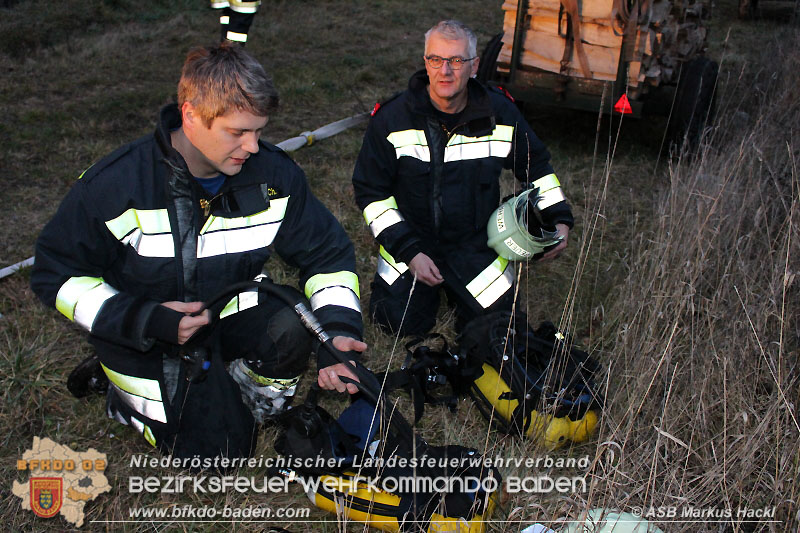 20160128 Fahrzeugbrand in Pottenstein  Foto: © Markus Hackl