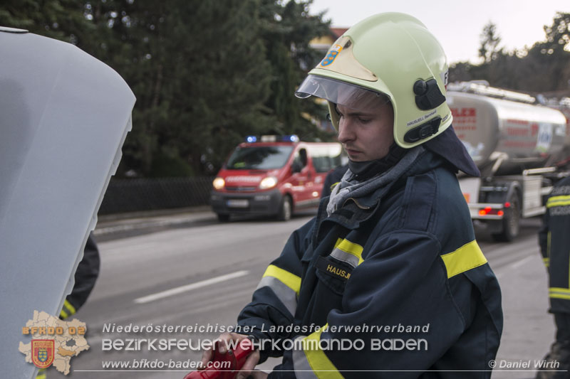 20160208 Fahrzeugbrand Grossau Foto: © Daniel Wirth 20160208 Fahrzeugbrand Grossau Foto: © Daniel Wirth