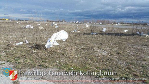 20160221 Sturmschaden Gewerbepark Kottingbrunn  Foto: © Sivia Zwinz