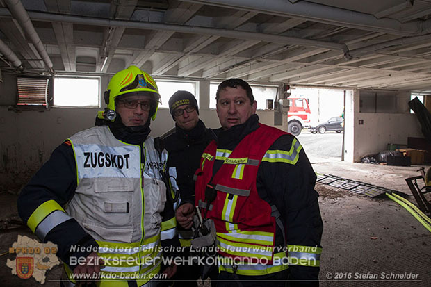 20160301 Lagerhallenbrand im Gewerbepark Traiskirchen  Foto: © Stefan Schneider